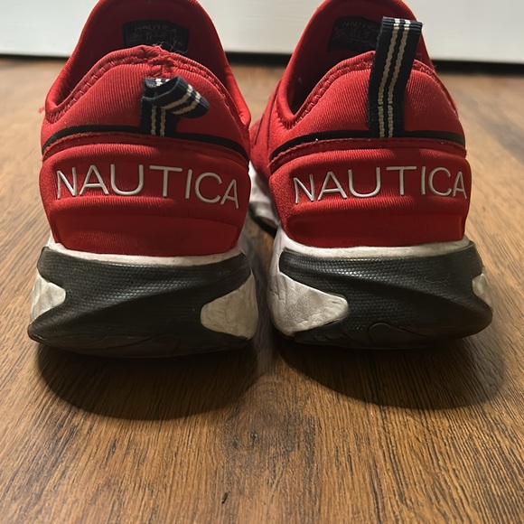 Men Nautica slip on sneaker size 8.5 - Picture 2 of 4
